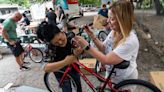 Aiming to get kids off screens, nonprofit donates 100 bikes to children at Austin school