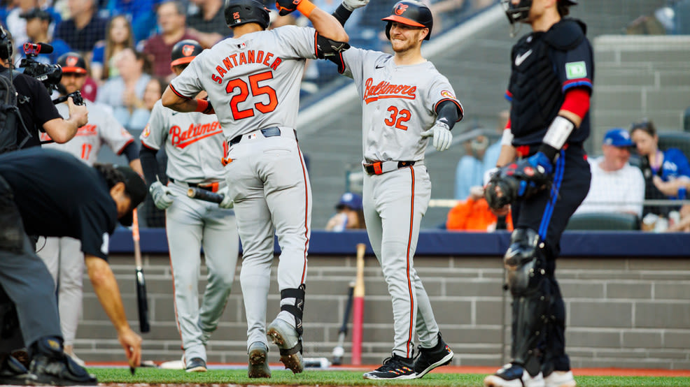 Hays and Rodriguez help the Orioles beat the Blue Jays 7-2 for 9th win in 11 games