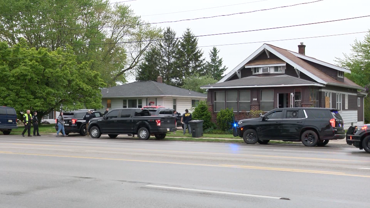 Neighbors left wondering after lengthy standoff with feds on 12th St.