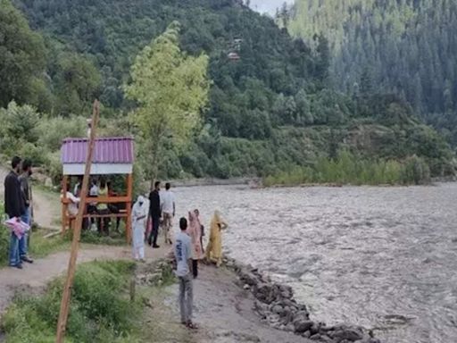 Unprecedented growth in J-K tourism post abrogation Article 370, 1.08 cr tourists visited till June 2024