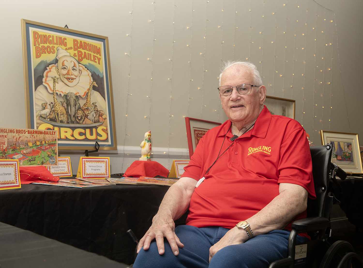 Independence Village of Aurora makes resident's dream a reality with circus display