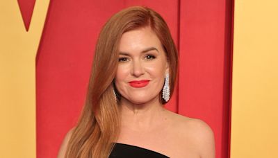 Isla Fisher Seen Filming New Bridget Jones Movie Months After Announcing Sacha Baron Cohen Split - E! Online