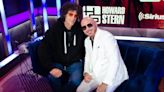 Pitbull tries to teach Howard Stern to dance — and it goes about as well as you'd expect