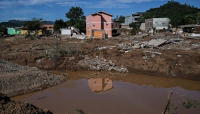 "Nos vamos": la ciudad brasileña de Roca Sales ya no aguanta más inundaciones