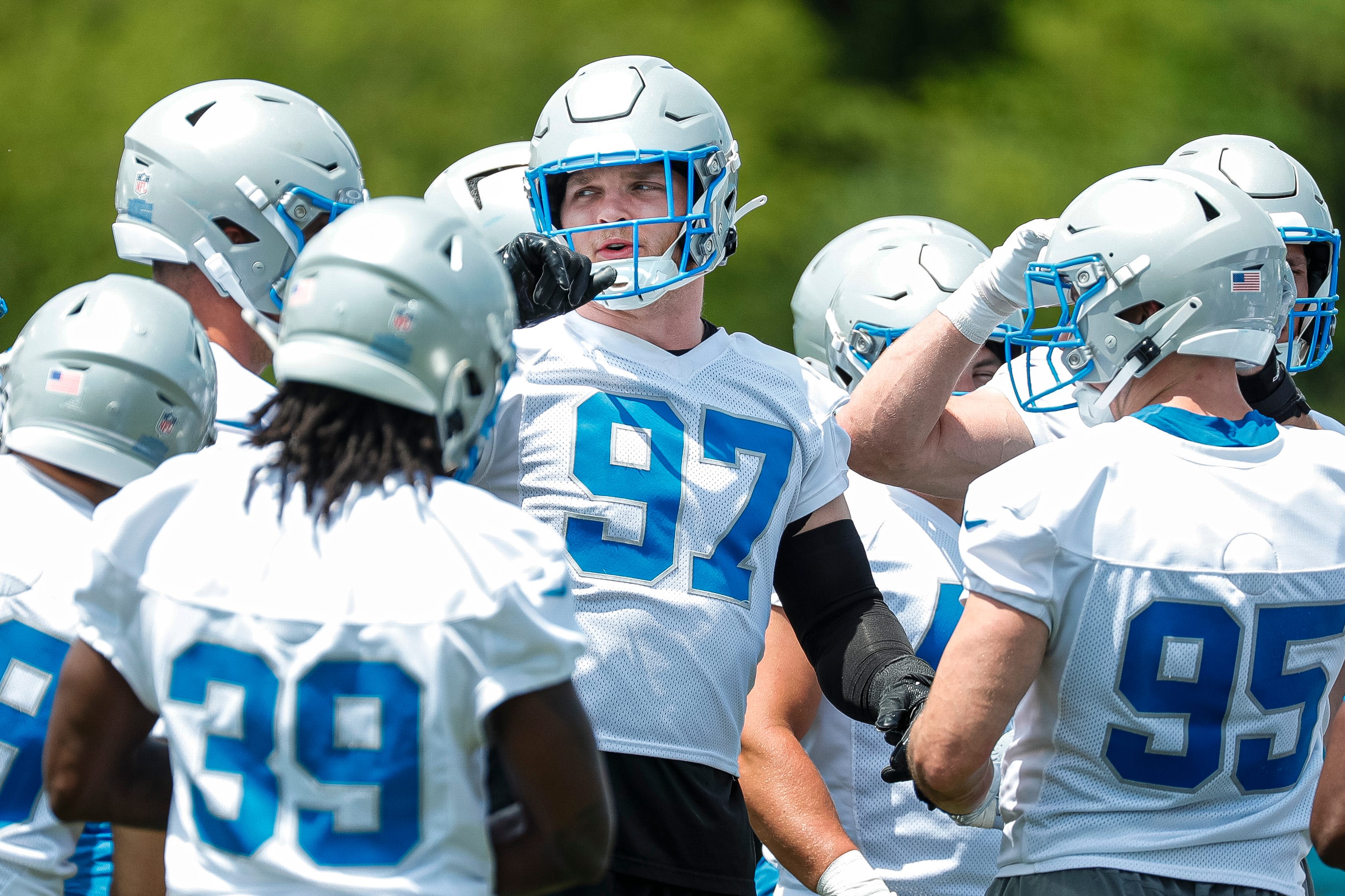 Detroit Lions lose an OTA practice for violating offseason player work rules