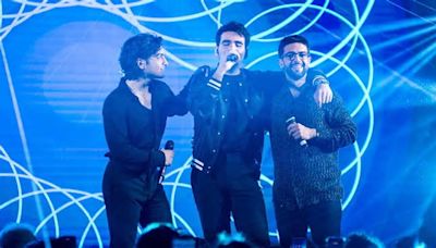 Il Volo, sono ufficialmente 15 anni insieme: la foto di oggi e di allora a confronto