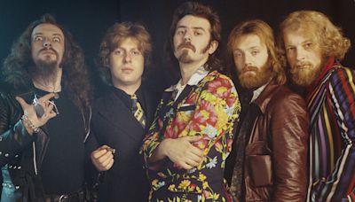 “I was always the lowest common denominator”: Jeffrey Hammond’s five years with Jethro Tull