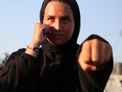 As Bombs Shatter Gaza, Boxing Coach Emboldens Palestinian Girls