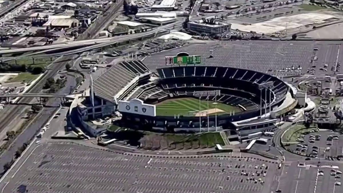 A's sell share of Coliseum Complex to African American Sports and Entertainment Group