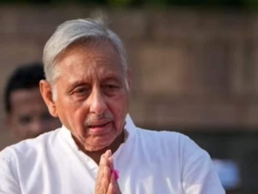 Mani Shankar Aiyar Sparks Fresh Row, Says Chinese 'Allegedly Invaded' India in 1962, Apologises for 'Mistake' - News18