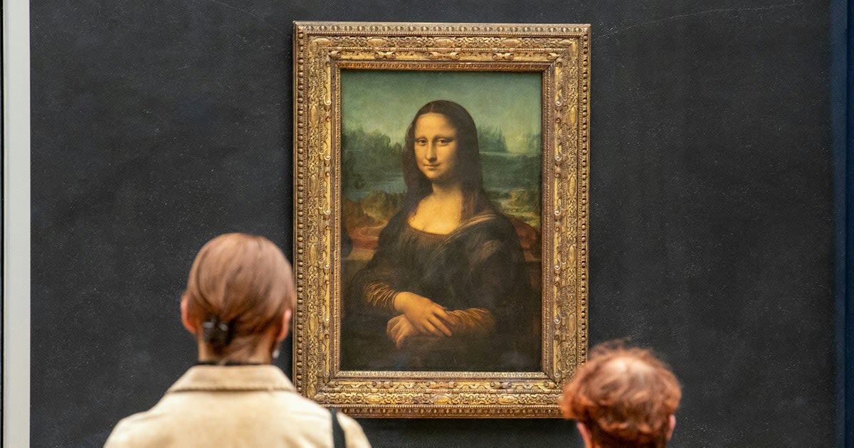 The Louvre To Move The 'Mona Lisa' Over "Disappointing" Viewing Experience