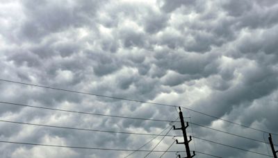 Powerful storms bring tornadoes to Oklahoma, large hail to Kansas. Forecasts warn more is to come