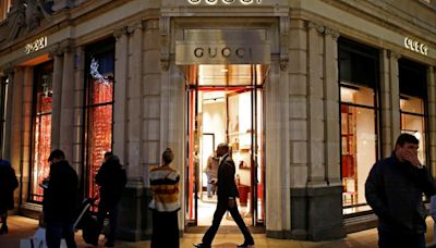 Kering, dueño de Gucci, prevé un desplome del 45% en los beneficios semestrales