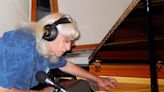 NJ native Grateful Dead pianist Tom Constanten plays on with Dose Hermanos