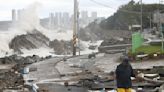 Typhoon dumps 3 feet of rain on South Korea, kills 6