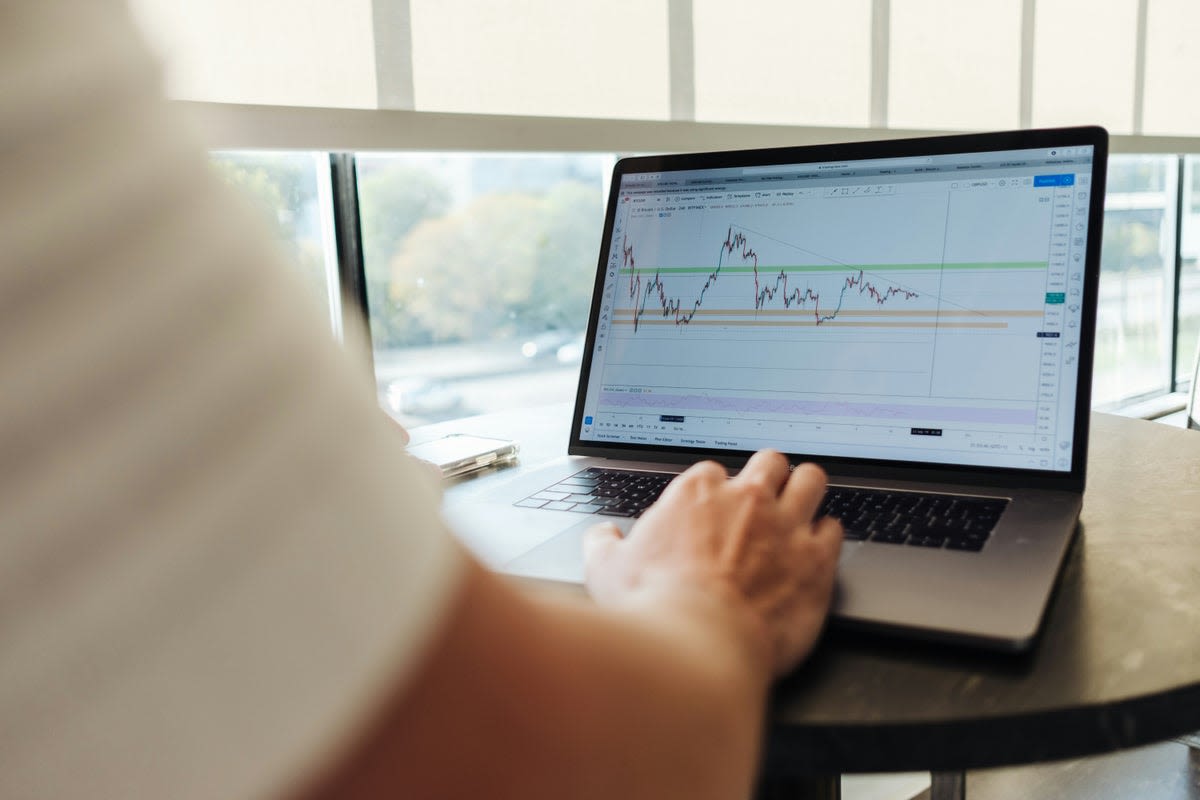 Johnson Controls Q3 Earnings Preview: What You Should Know Beyond the Headline Estimates - Johnson Controls Intl (NYSE:JCI)