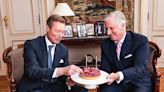 Las curiosas imágenes de Felipe de los belgas y Enrique de Luxemburgo celebrando juntos su cumpleaños