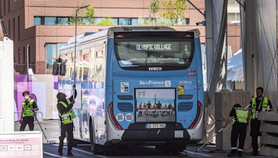 坐接駁車像洗三溫暖、有選手暈倒 南韓泳將嘆交通問題困擾