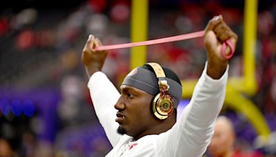 49ers mailbag: Will receiver trade rumors, offensive tackle search cease this offseason?