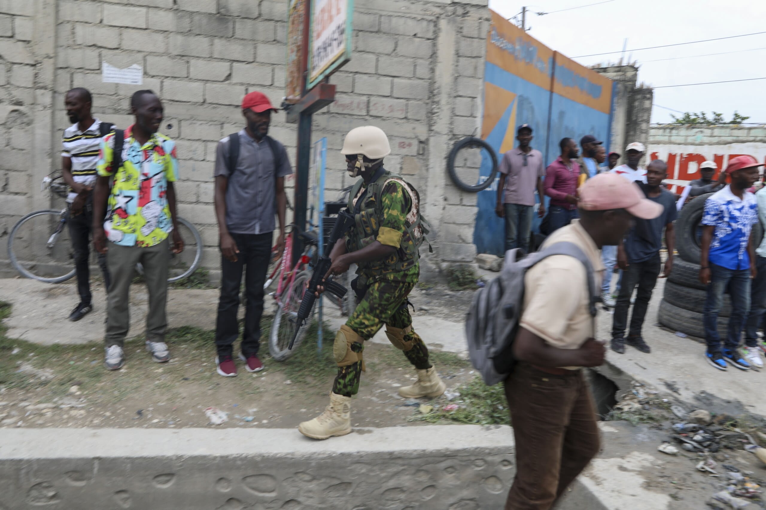 Haiti’s prime minister says Kenya police is crucial to controlling gangs, calls early days positive - WTOP News