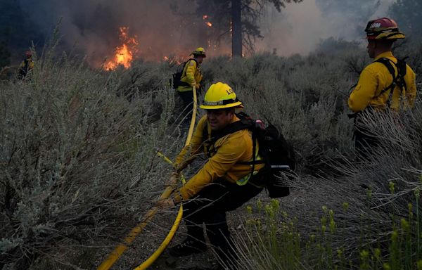 Firefighters nearing victory in battle against 3 massive wildfires near Los Angeles