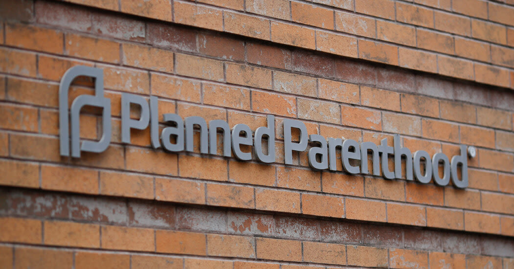 Manhattan Planned Parenthood Will Stop Offering Abortions After 20 Weeks