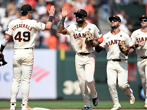 Giants' sweep of Rockies rekindles confidence that playoffs are attainable