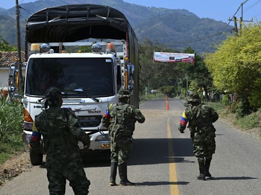 Las disidencias de las FARC anuncian una tregua de acciones ofensivas durante la COP16 en Colombia