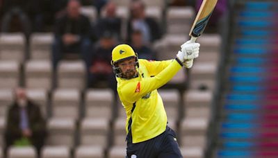 Hampshire Hawks beaten by eight wickets at Essex in Vitality Blast