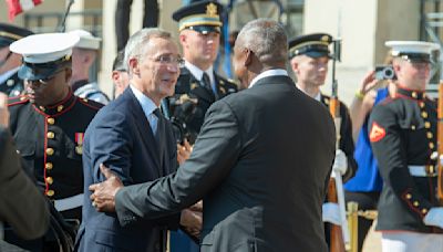 Líderes de la OTAN llegan a cumbre en Washington, enfrentan desafíos