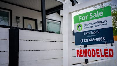 Mortgage demand flattens even as interest rates hit the lowest level since March