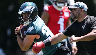 Eagles training camp observations: Will Shipley flashes his hands