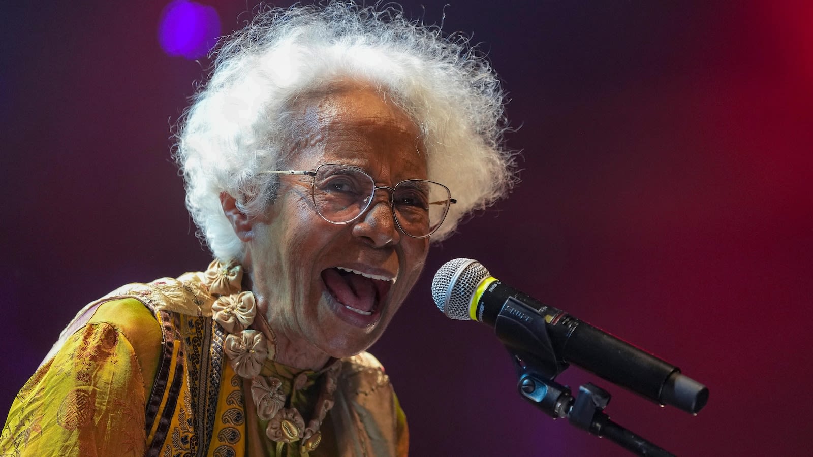 Revival of vinyl records in Brazil spares a 77-year-old singer – and others – from oblivion