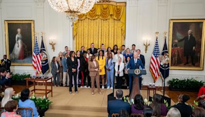 Biden recibe en la Casa Blanca a las campeonas de la WNBA