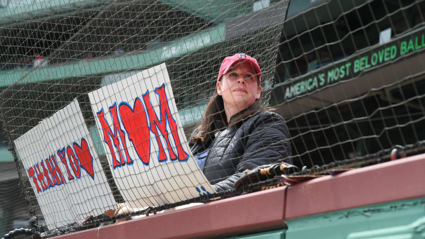 Red Sox Found Perfect Way to Celebrate Mother's Day With Clubhouse Gesture