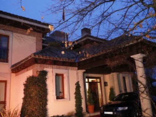 Así es la casa en la que viven Felipe VI y Letizia junto a Leonor y Sofía: cuatro plantas y 1800 metros cuadrados