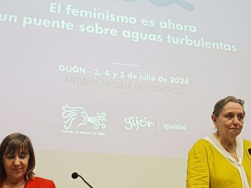 Amparo Mañés: «El patriarcado ha fomentado diferencias entre el feminismo»