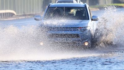 UK weather: Met Office issues fresh heavy rain warnings