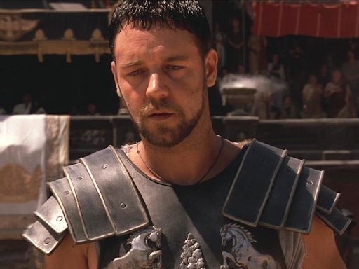Russell Crowe Hated Gladiator More Than You Think - Looper