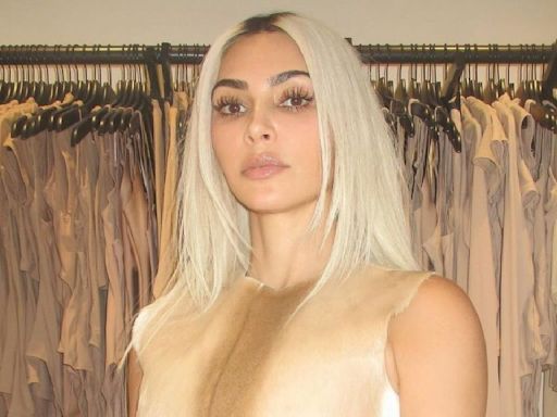 'I'm Too Poor to Understand This': Fans Left Confused With Kim Kardashian's New Outfit