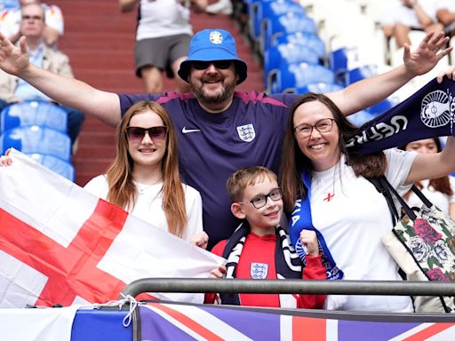 England v Slovakia LIVE: Team news and line-ups as Southgate avoids bold calls for Euro 2024 last-16 tie