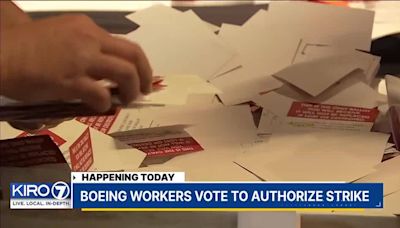 Boeing machinists pass strike sanction vote