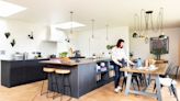 How to calculate your kitchen island size according to experts