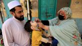 Afganistán y Pakistán comienzan a vacunar a 34 millones de niños contra la polio