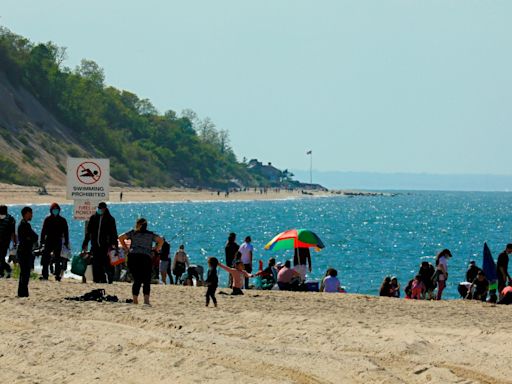 Playas de Nueva York abren desde este sábado hasta el 8 de septiembre sólo cuando hay salvavidas y buen clima - El Diario NY