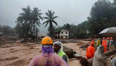 Mais de 60 mortos por deslizamentos de terra na Índia