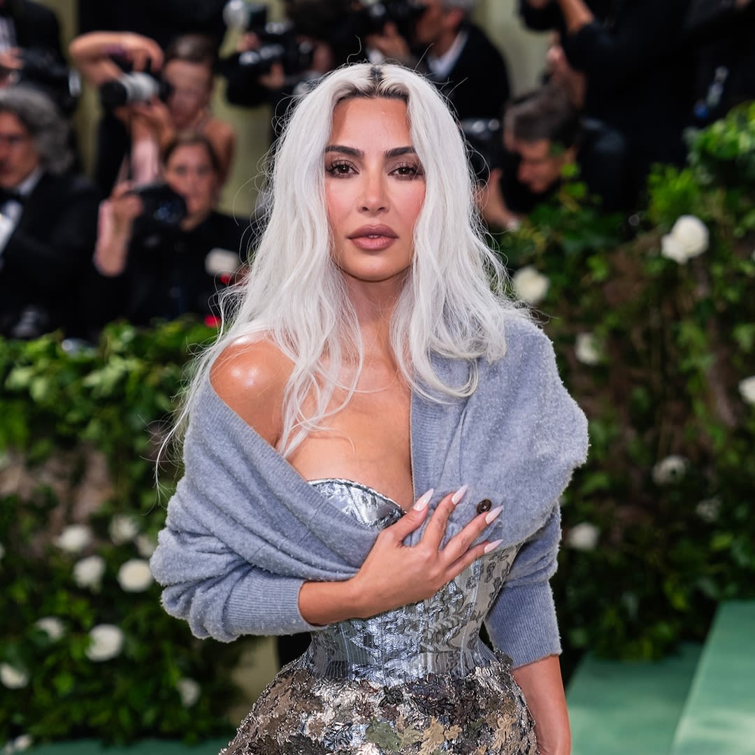 Kim Kardashian Shares Tip of Finger Broke Off During Accident "More Painful Than Childbirth" - E! Online