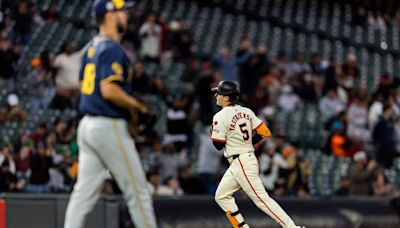 Giants 13, Brewers 2: Blown out from the start