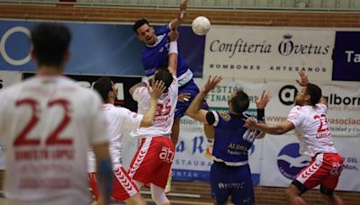 Victoria para darse un respiro: el Unión Financiera Balonmano Base Oviedo, más cerca de la permanencia en División de Honor Plata