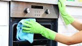 7 Tips to keep your oven cleaner for longer